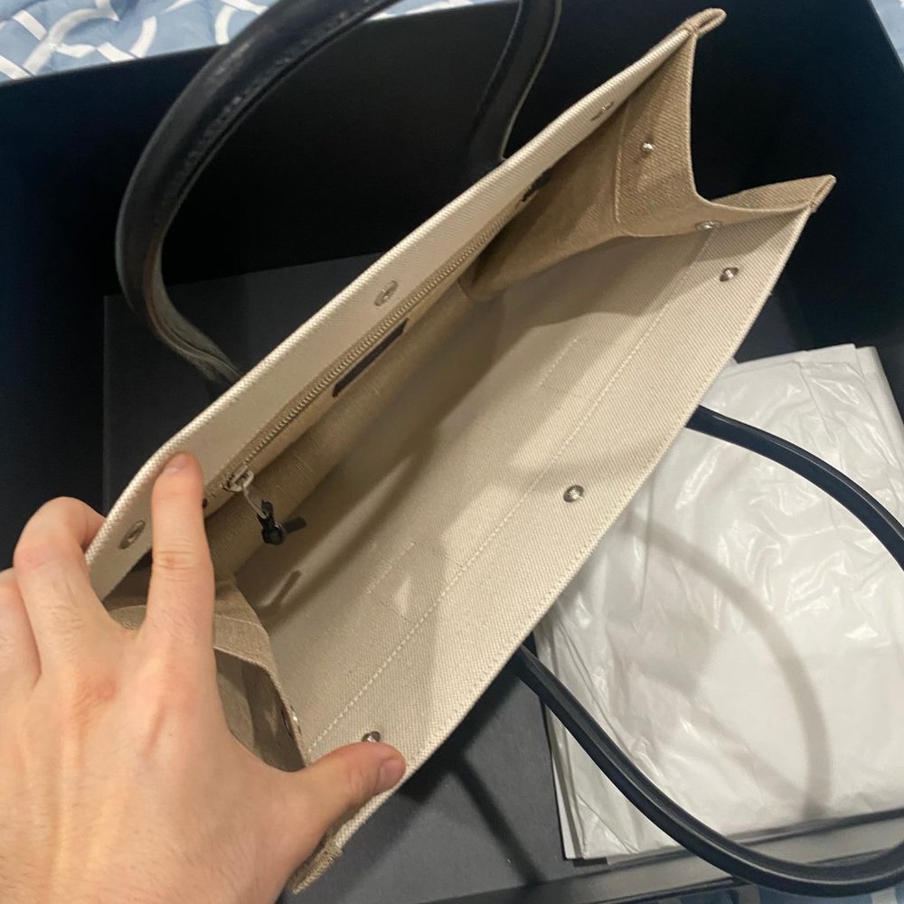 Saint Laurent Rive Gauche North/South Tote White Linen/Beige - Picture 4 of 6